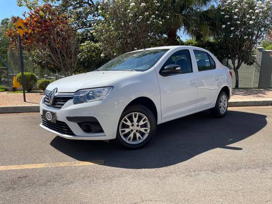 RENAULT LOGAN 1.0 12V SCE FLEX ZEN MANUAL RENAULT LOGAN 1.0 12V SCE FLEX ZEN MANUAL